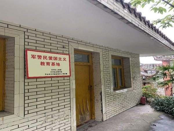 1582622753392062541.jpg 1.jpg