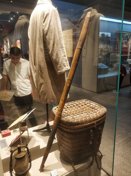 1564827690647078388.jpg 4.jpg